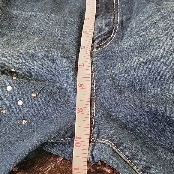 Seven7 Embellished/Distressed Denim Jeans, 5 Pocket, Skinny Ankle Size 8 - Picture 11 of 13